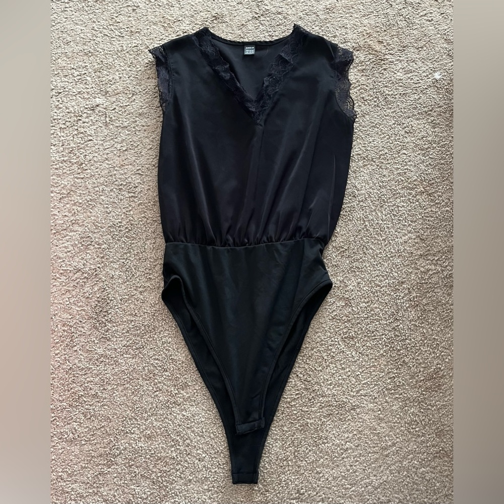 SHEIN XS Black Bodysuit Blouse
